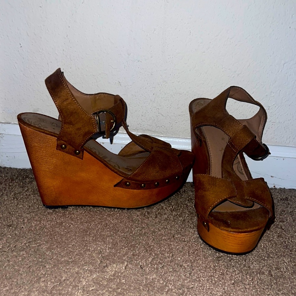 Cute brown suede wedges